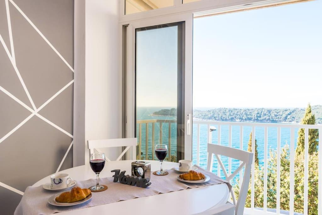 Sea View Apartment 10 Minutes Walk From Old City Dubrovnik Buitenkant foto