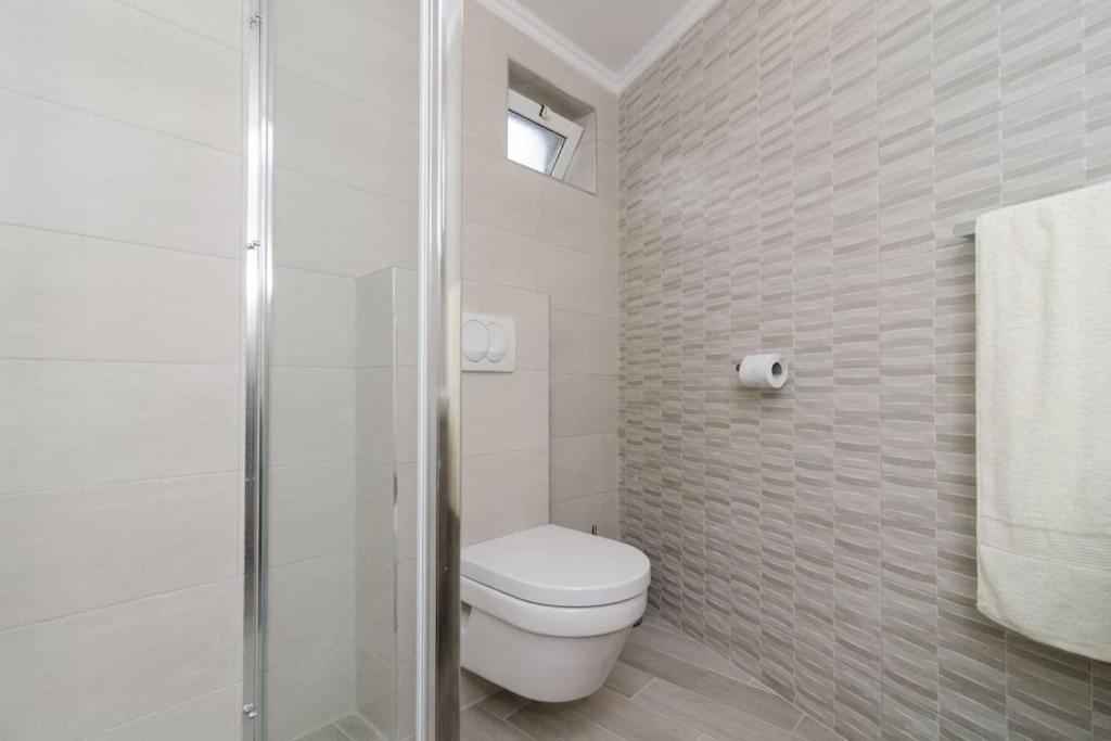 Sea View Apartment 10 Minutes Walk From Old City Dubrovnik Buitenkant foto