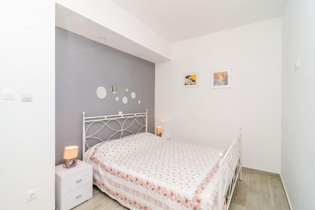 Sea View Apartment 10 Minutes Walk From Old City Dubrovnik Buitenkant foto